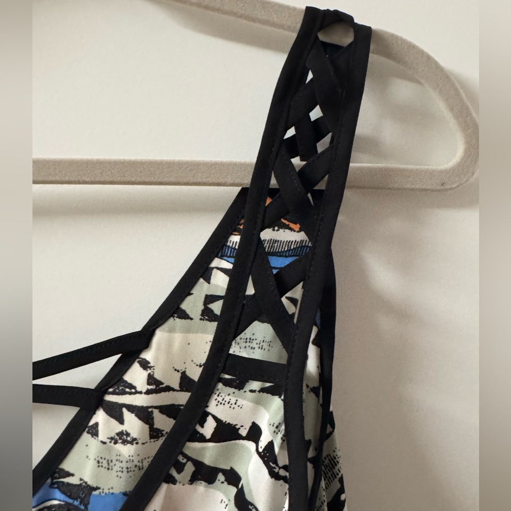 ABSTRACT COCKTAIL DRESS - Picture 9 of 11
